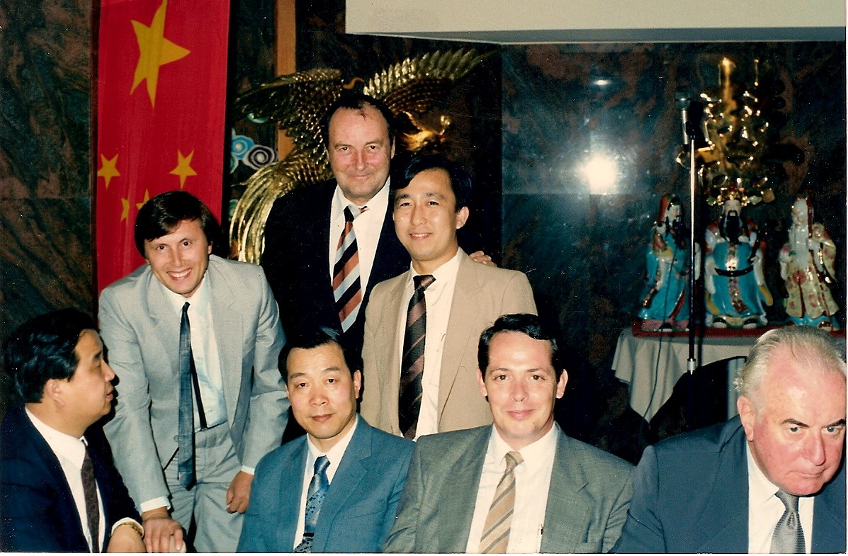 Chen Youbang, John McDonald &amp; Hon Gough Whitlam (seated) and Arseny Ivanoff, Russell Jewell &amp; Hoc Ku Huynh standing